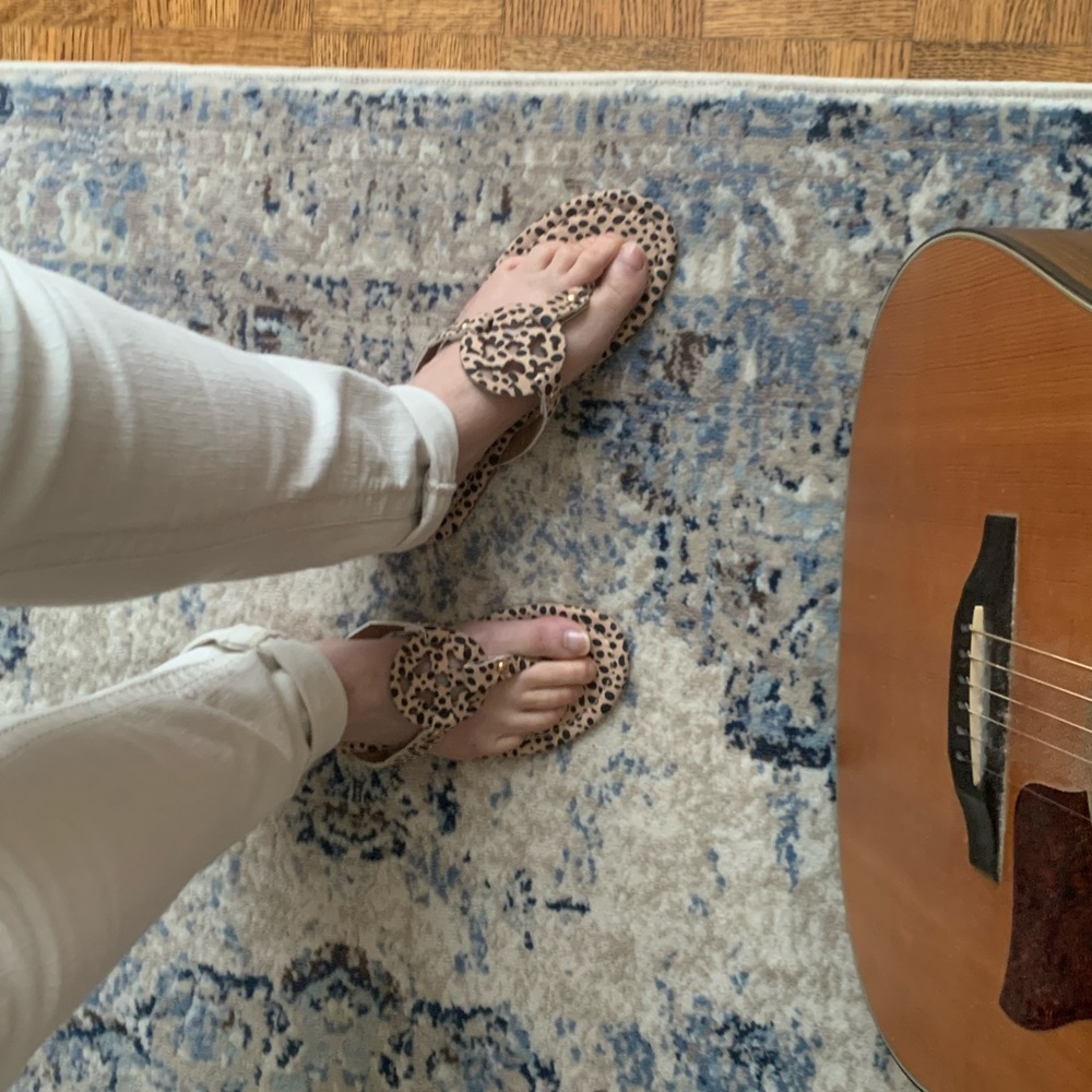 Buddha Quest Boutique slides, sandals 7-8.5 vegan.